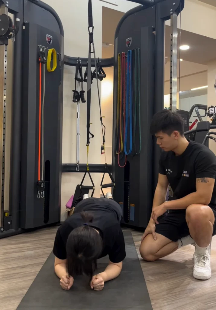 高雄楠梓區健身房推薦：One On One Fitness 健身房
