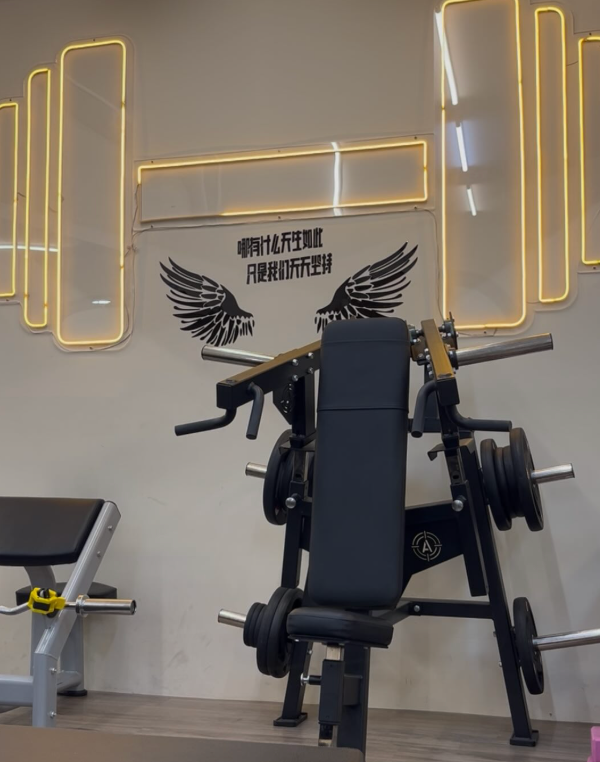高雄楠梓區健身房推薦：One On One Fitness 健身房
